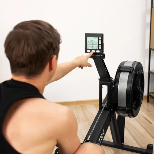 Інтуїтивний дисплей і Kinomap - тренуйся з задоволенням